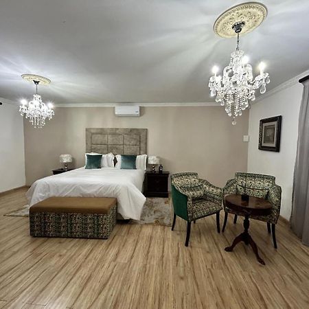 Calla Lily Guesthouse Mbombela Екстер'єр фото