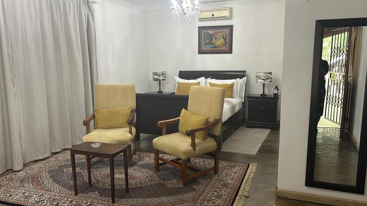 Calla Lily Guesthouse Mbombela Екстер'єр фото