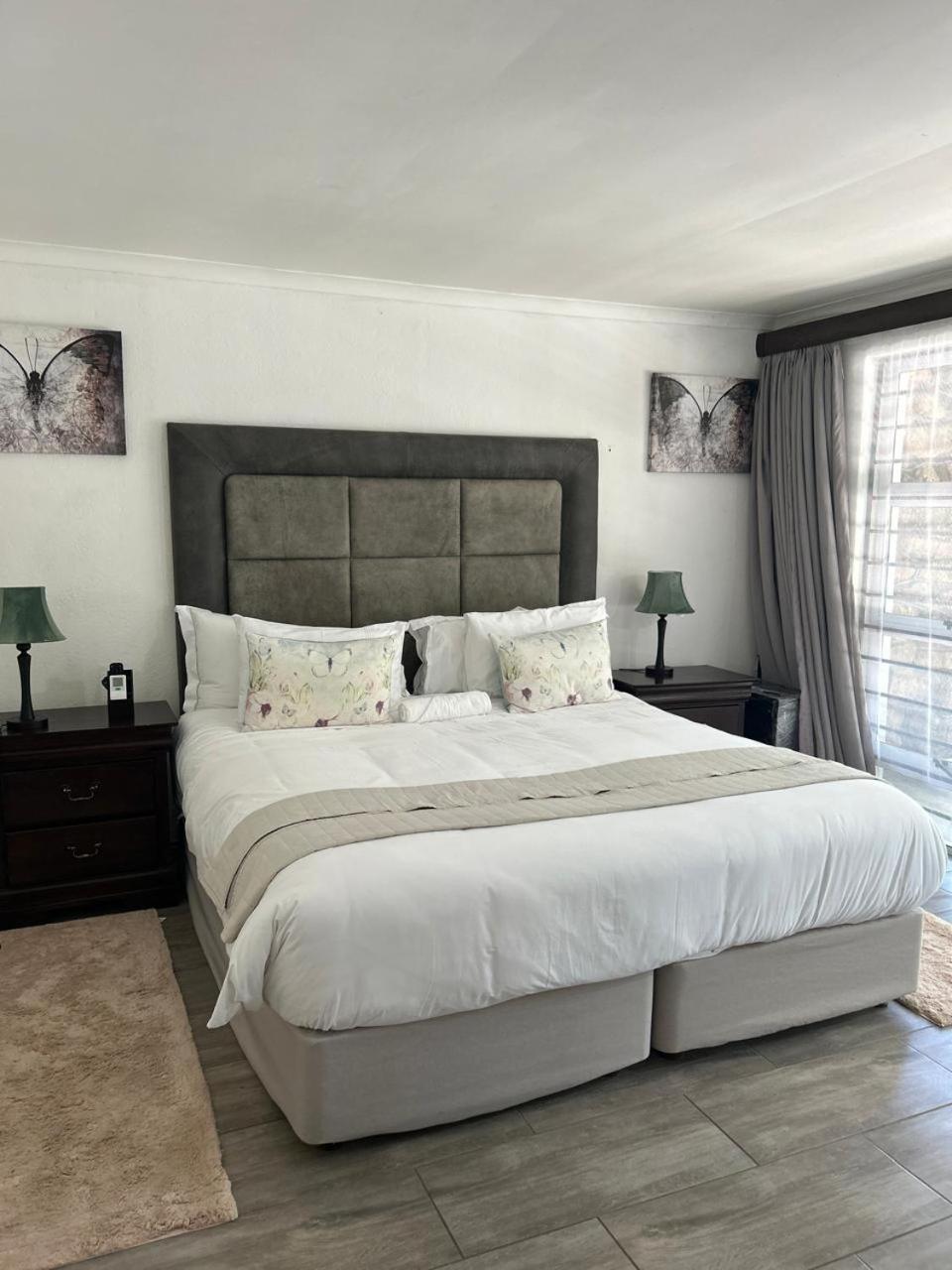 Calla Lily Guesthouse Mbombela Екстер'єр фото